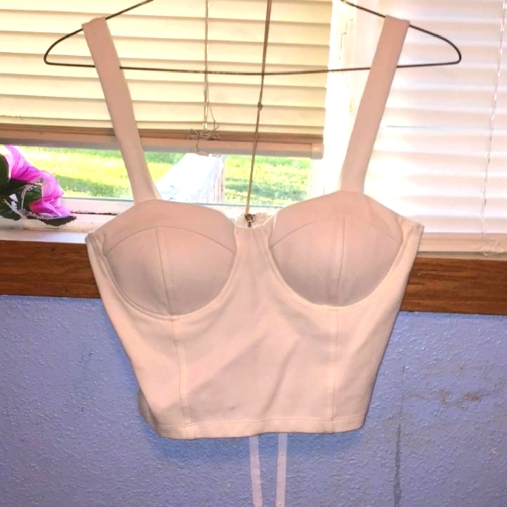 White crop